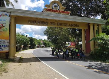 philippines/bicol-region/attraction/quezon-province-and-bicol-boundary