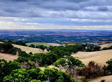australia/barossa-valley/attraction/g-b-a-parsons-lookout