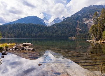 wyoming/grand-teton-national-park/attraction/bradley-lake-trail