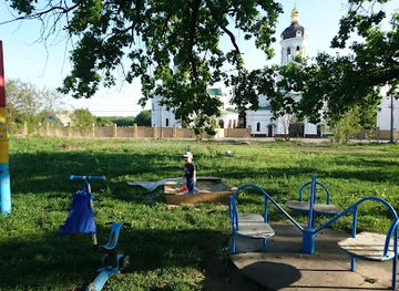 ukraine/kyiv/holosiivskyi-district/attraction/vikovyy-dub