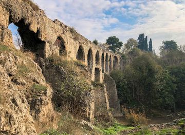 turkiye/izmir/buca/attraction/kizilcullu-su-kemerleri