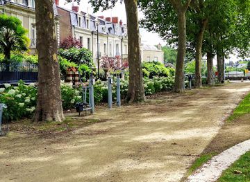france/angers/attraction/square-jeanne-d-arc