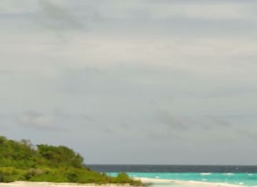 maldives/gaafu-dhaalu-atoll/attraction/hinaa-maagalaa