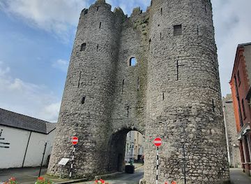 ireland/county-louth/attraction/st-laurence-gate