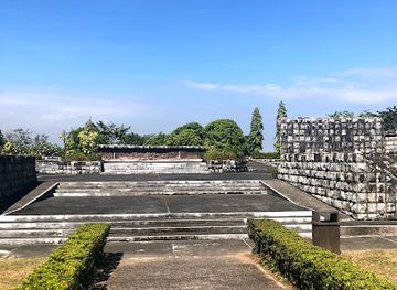philippines/luzon/attraction/filipino-heroes-memorial