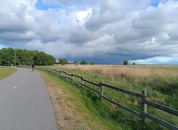 estonia/parnu/attraction/walkway-park