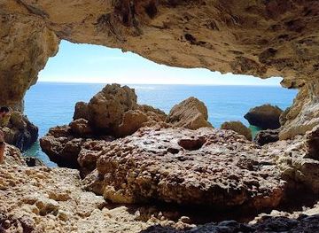 portugal/setubal/attraction/lapa-de-santa-margarida