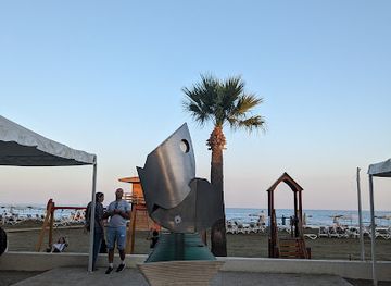 cyprus/larnaca-salt-lake/attraction/art-at-the-beach-2