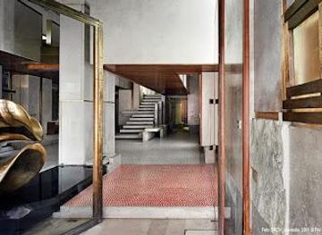 italy/venice/attraction/negozio-olivetti