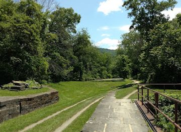 maryland/rocky-gap-state-park/attraction/evitts-creek-aqueduct