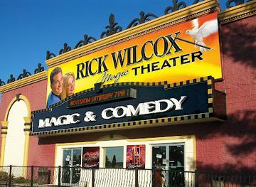 wisconsin/wisconsin-dells/attraction/rick-wilcox-magic-theater