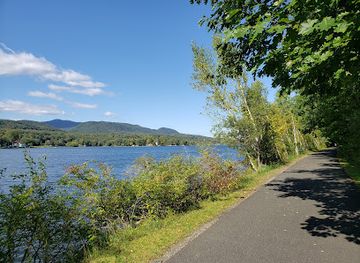 massachusetts/berkshires/attraction/ashuwillticook-rail-trail