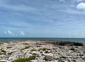 turks-and-caicos-islands/south-caicos/attraction/tarpon-point