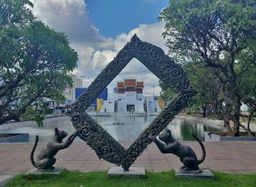 thailand/nakhon-ratchasima/attraction/anusansathaweerachonkhanakhonratchasima