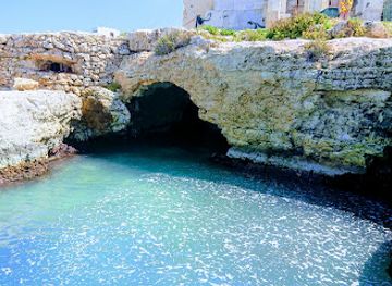 malta/northern-region/attraction/mellieha-bay