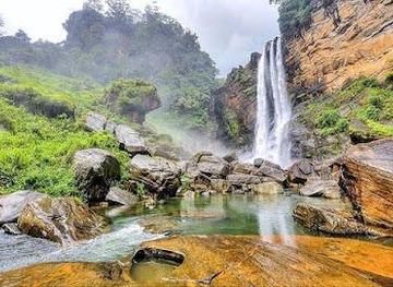 sri-lanka/kandy/attraction/laxapana-falls
