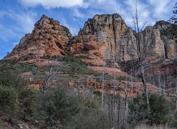 arizona/coconino-national-forest/attraction/vultee-arch-trailhead