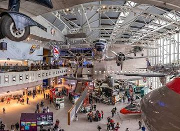 maryland/silver-spring/attraction/smithsonian-national-air-and-space-museum