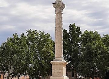 italy/bologna/attraction/piazza-ariostea