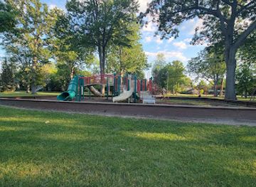 michigan/bay-city/attraction/carroll-park