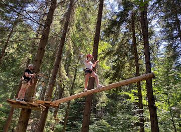 romania/rasnov-area/attraction/wolf-park-adventure