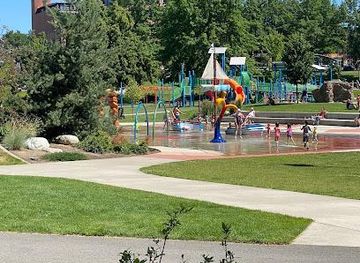 washington/spokane/attraction/mceuen-park