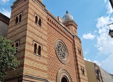 romania/arad/attraction/the-stronghold-synagogue