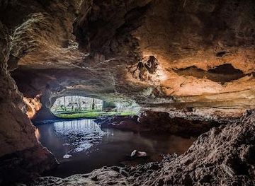 spain/san-sebastian/attraction/grottes-de-sare