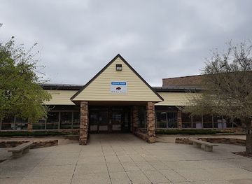 south-dakota/lewis-and-clark-recreation-area/attraction/w-h-over-museum