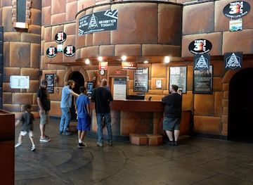 washington/spokane/brownes-addition/attraction/lasermaxx-spokane