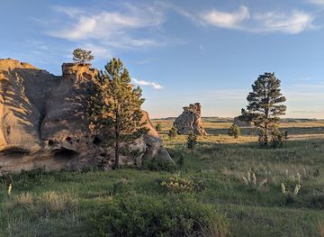 montana/eastern-montana/attraction/medicine-rocks-state-park