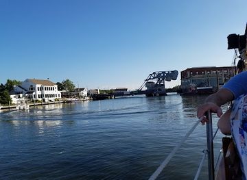 connecticut/mystic-seaport/attraction/argia-mystic-cruises