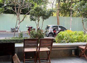 vietnam/vung-tau/attraction/nha-up-nguoc-cafe-upside-down-house-coffee