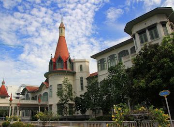 thailand/bangkok/ari/attraction/vaikuntha-thepyasathan-throne-hall