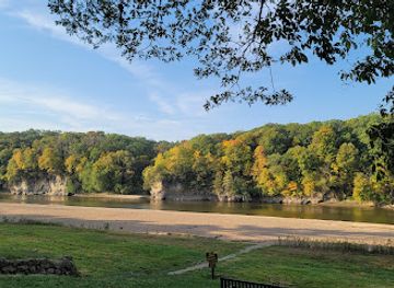 iowa/historic-hills-scenic-byway/attraction/palisades-kepler-state-park