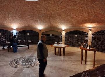 argentina/san-rafael/attraction/bodegas-bianchi
