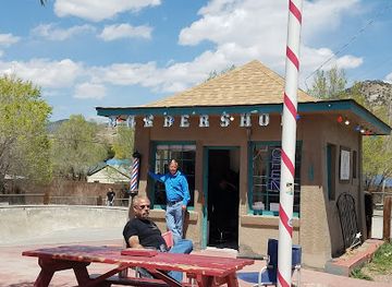 colorado/salida/attraction/wood-s-high-mountain-distillery