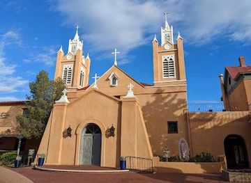new-mexico/bernalillo/attraction/san-felipe-de-neri-catholic-church