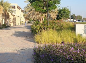 united-arab-emirates/al-ain-oasis/attraction/al-ain-square-building-16