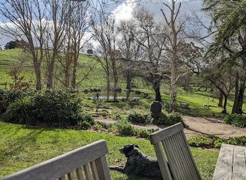 australia/adelaide/attraction/cobb-s-hill-estate