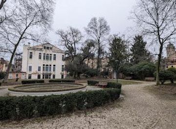 italy/venice-lido/attraction/savorgnan-park