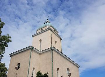 finland/helsinki-archipelago/attraction/suomenlinna-church