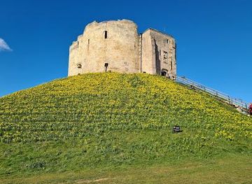 united-kingdom/leeds/attraction/clifford-s-tower-york