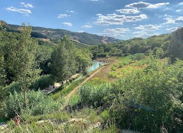 italy/val-d-orcia/attraction/natural-swimming-pool