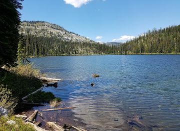 montana/bitterroot-national-forest/attraction/twin-lakes-trailhead
