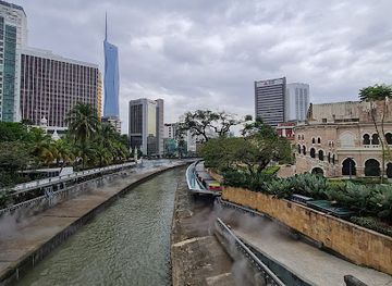 malaysia/peninsular-malaysia/attraction/masjid-jamek-pedestrian-bridge