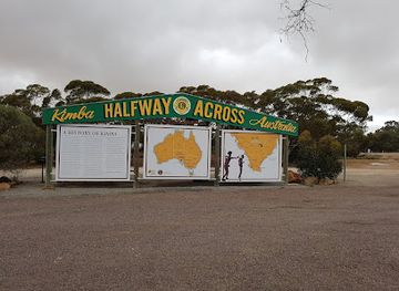 australia/north-east-south-australia/attraction/halfway-across-australia