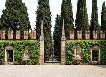 italy/verona/veronetta/attraction/giusti-garden