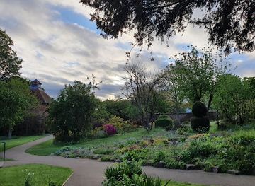 united-kingdom/middlesex/attraction/eastcote-house-gardens