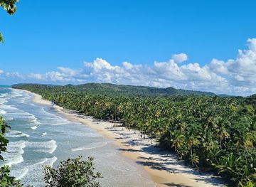 brazil/itacare/attraction/praia-itacarezinho